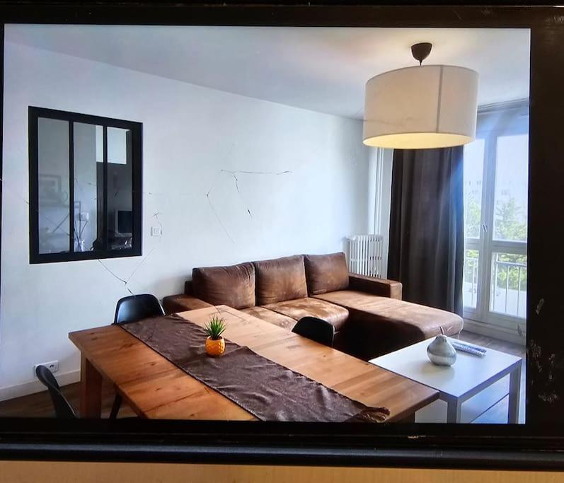 Chez Pascal Sissi -grand Appart,ile Nantes, Ccgres Apartment
